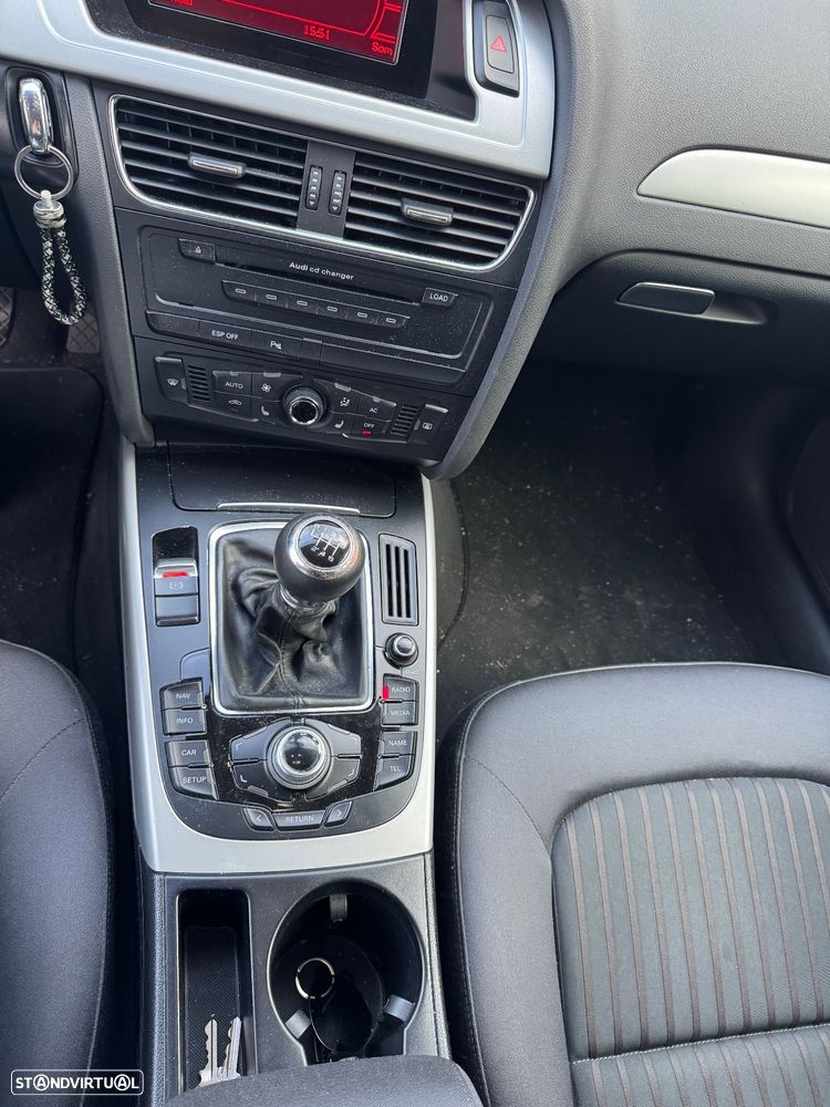 Audi A4 2.0 TDI Business Line Advance - 7