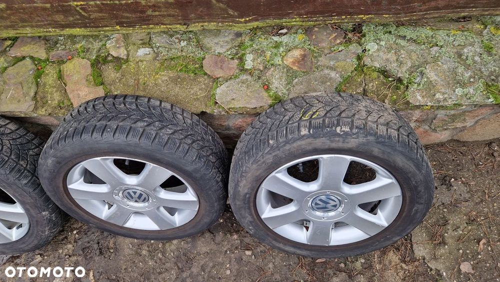 VW Touran Felgi aluminiowe 16' DOT3319 6,5Jx16 2x7mm 2x6mm - 4