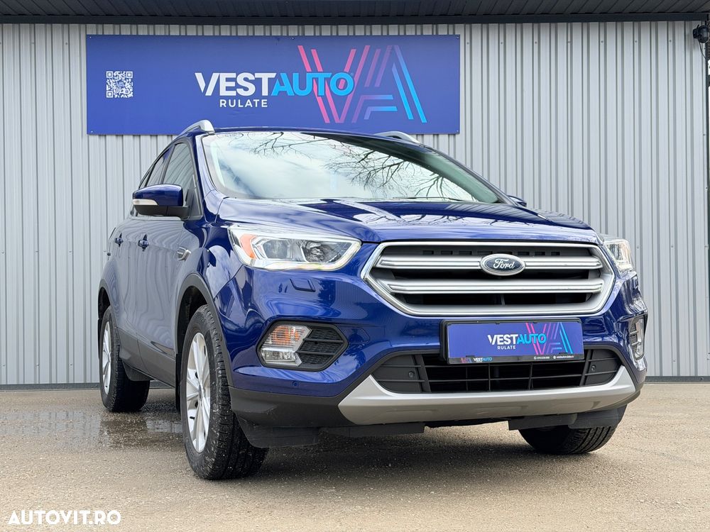 Ford Kuga 1.5 EcoBoost 2x4 Titanium - 1