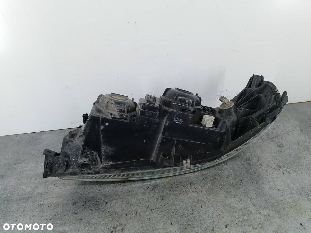 LAMPA PRZÓD PRAWA VOLVO S60 ( 00-10 ) 20-A433 - 2