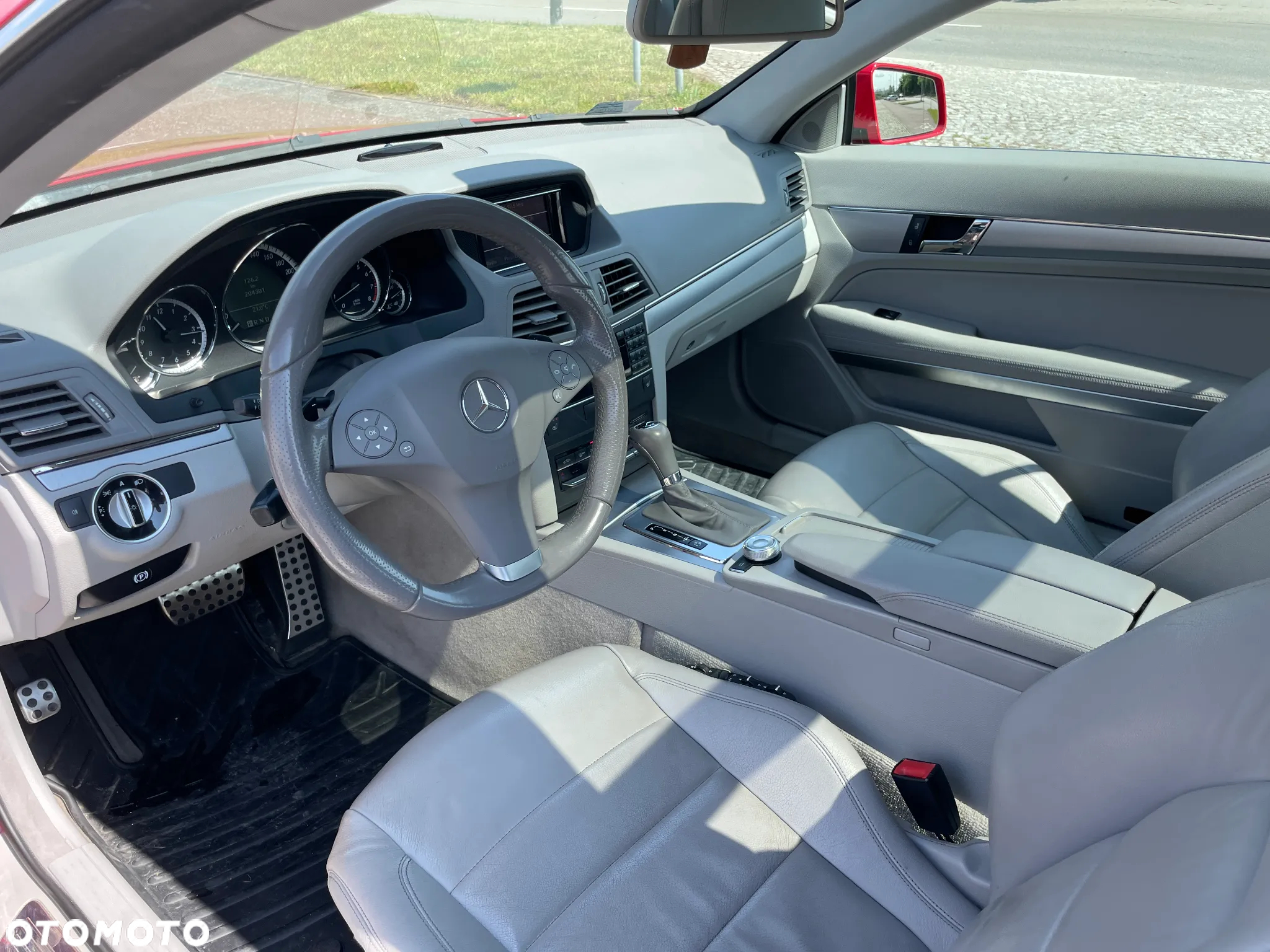 Mercedes-Benz Klasa E 250 CGI BlueEffICIENCY - 3