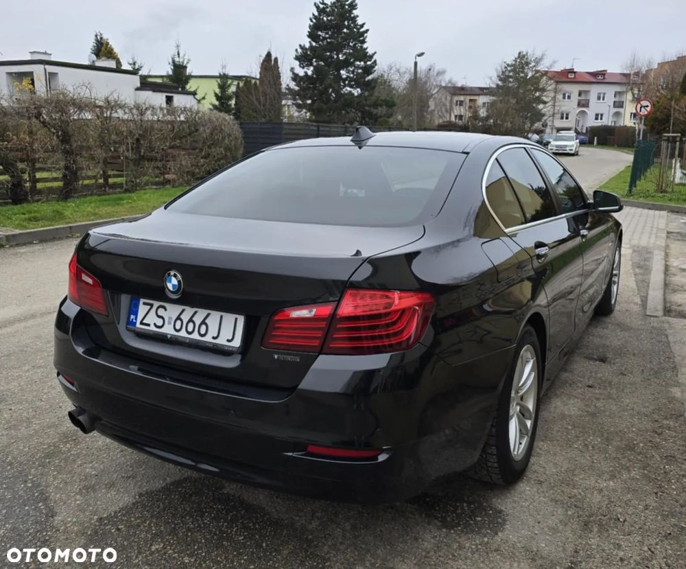 BMW Seria 5 520d - 15