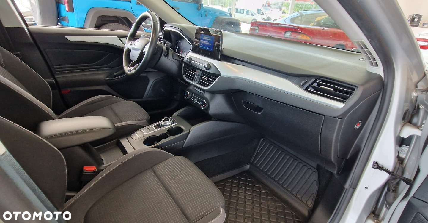 Ford Focus - 18