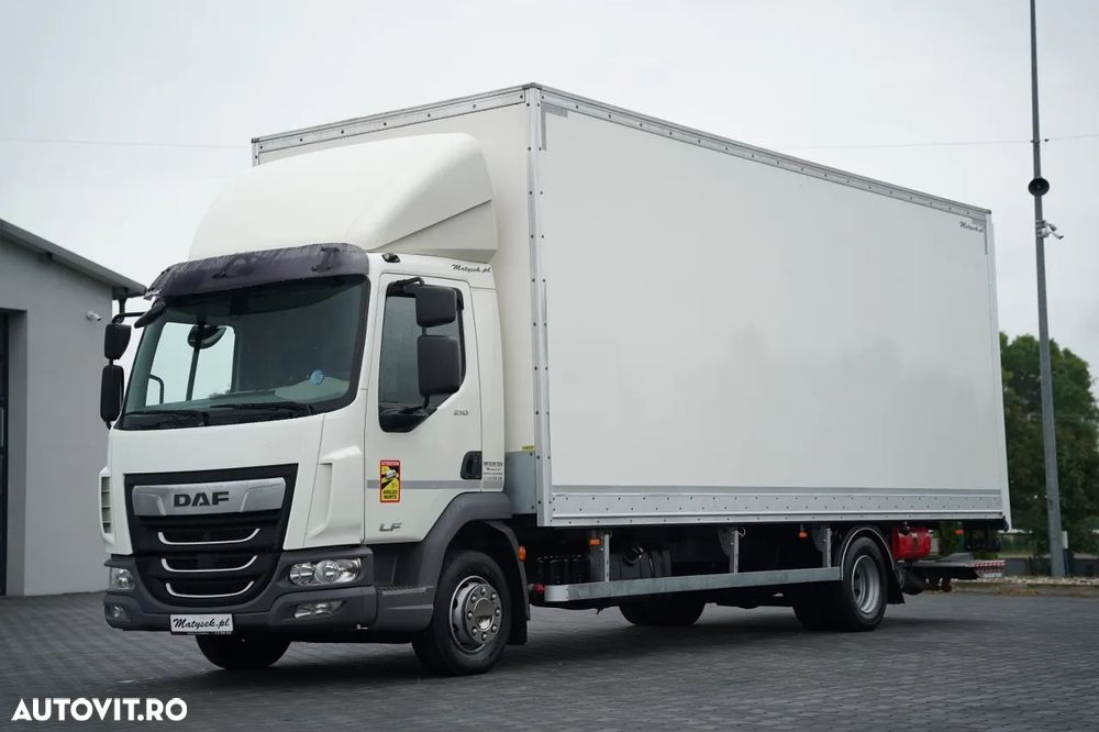 DAF LF 210 / 4x2 / CONTAINER - 7 M / LIFT HIDRAULIC DHOLLANDIA - 1.500 KG / EURO 6 - 2