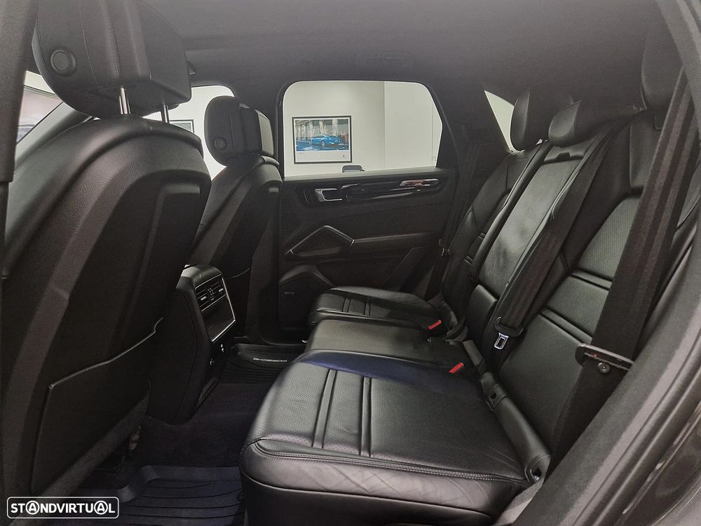 Porsche Cayenne E-Hybrid - 34