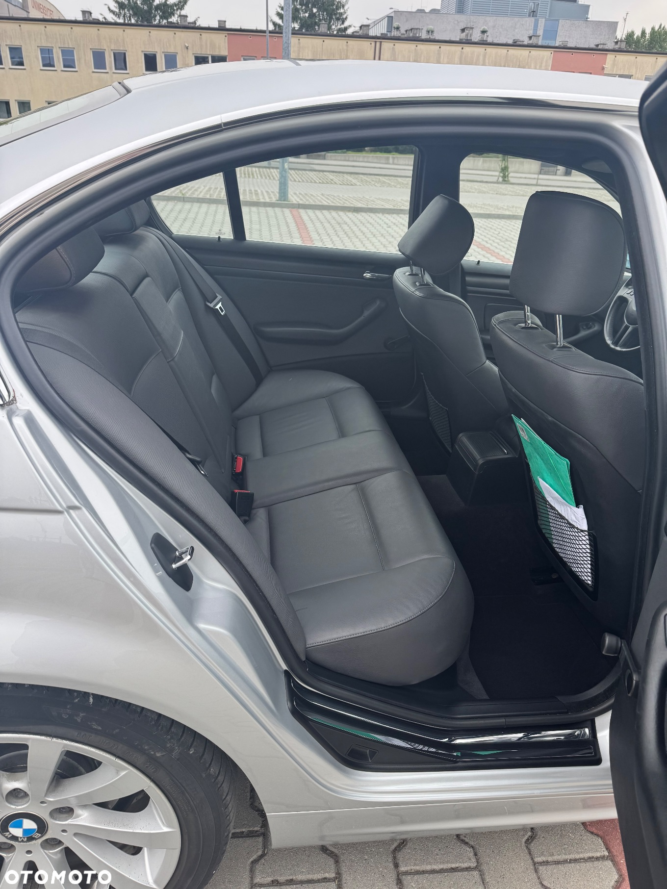 BMW Seria 3 320i - 15