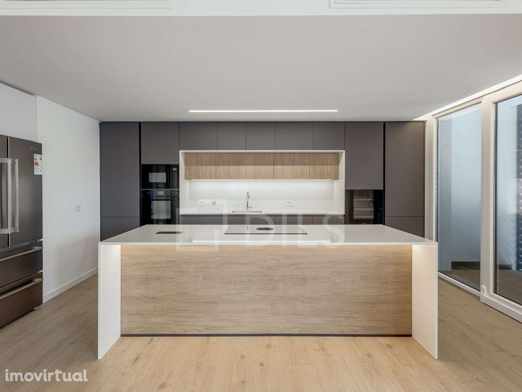 Apartamento T3 a estrear, perto da praia, na Parede - Grande imagem: 4/30