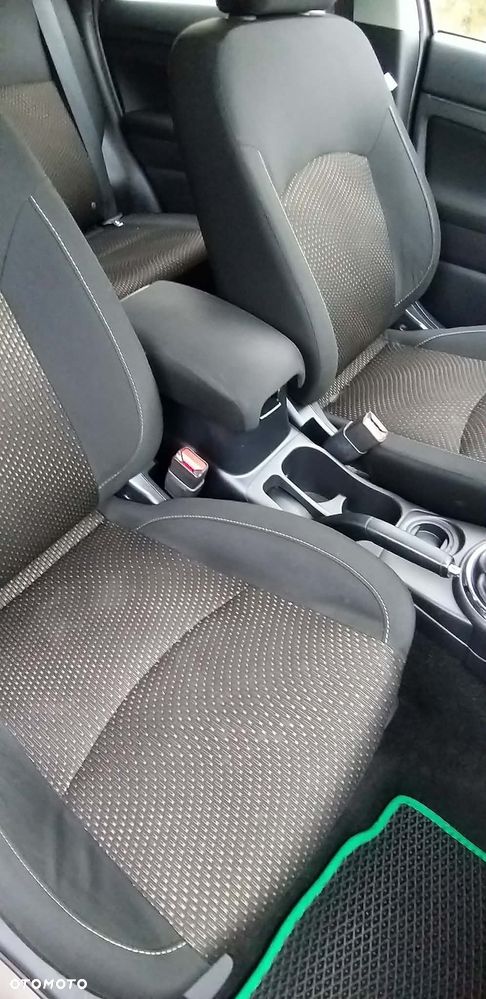 Mitsubishi ASX 1.6 Invite - 11