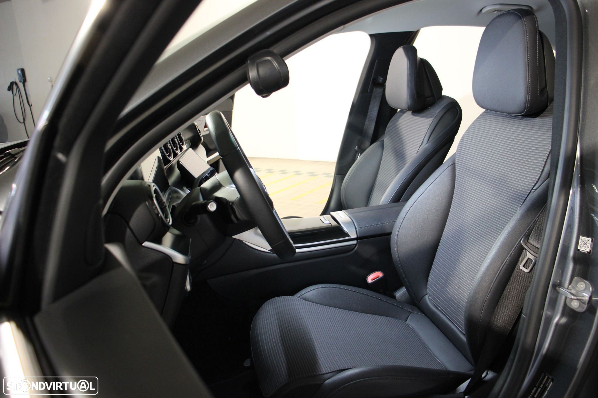 Mercedes-Benz C 300 - 5