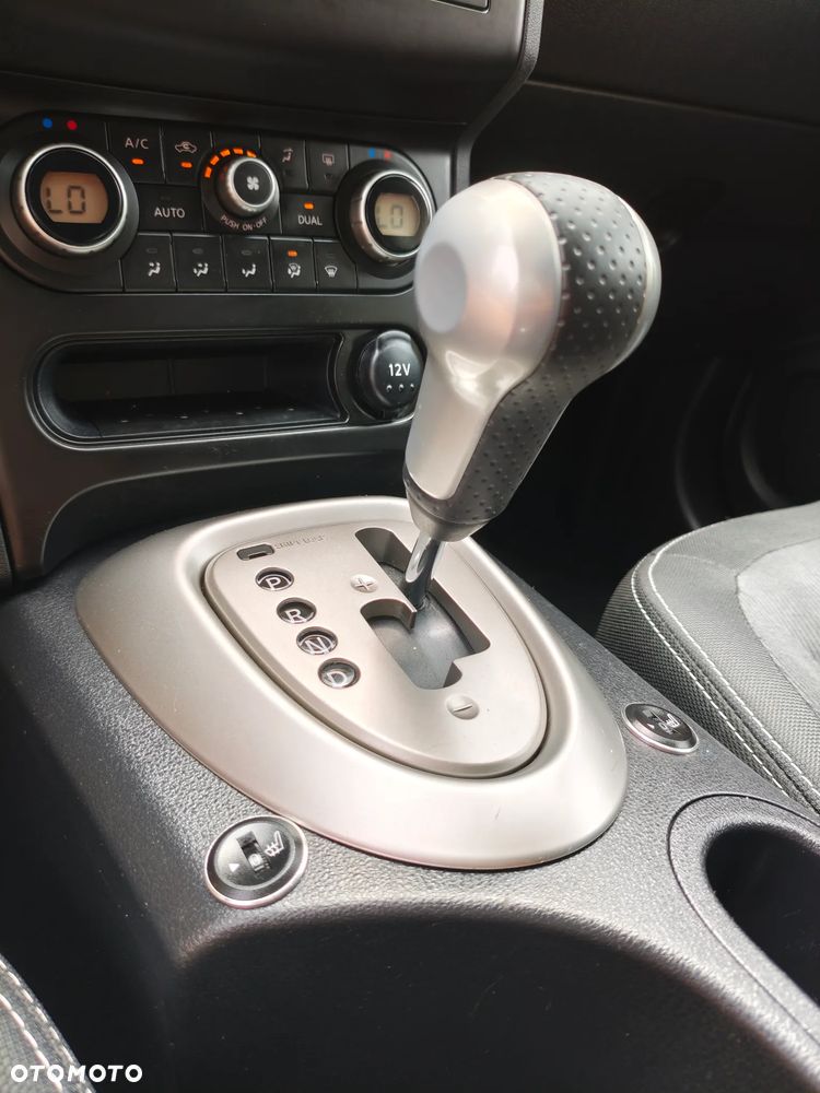 Nissan Qashqai 2.0 I-Way CVT - 29