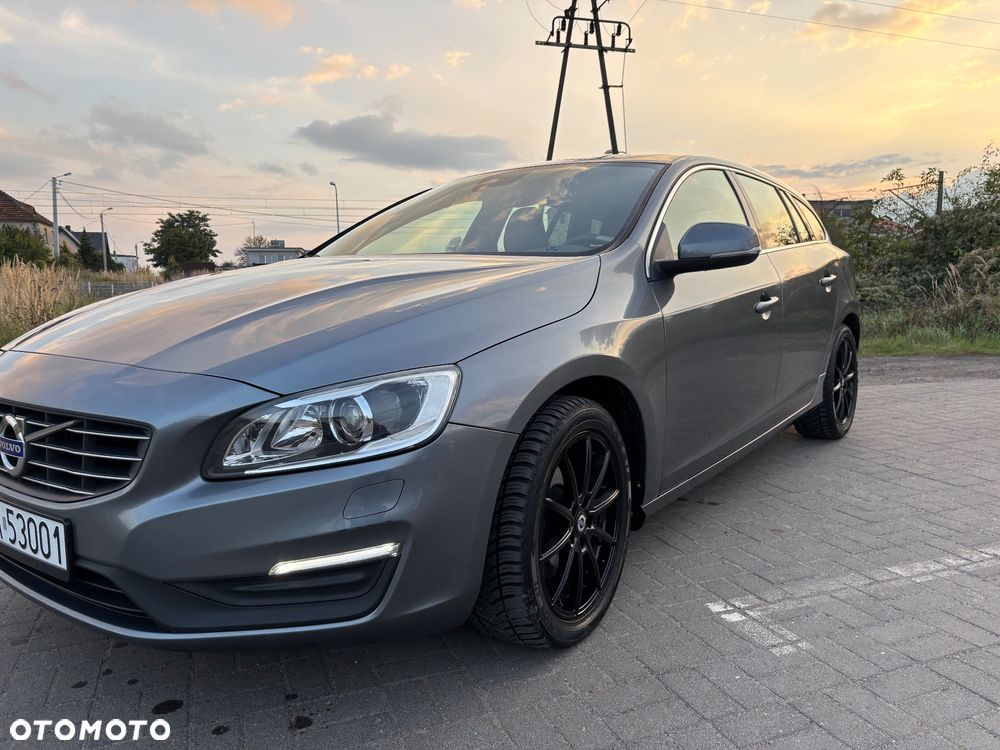 Volvo V60 D4 Momentum - 2