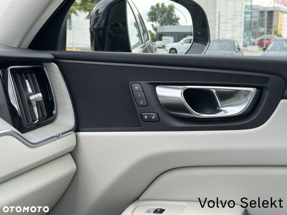 Volvo XC 60 - 26