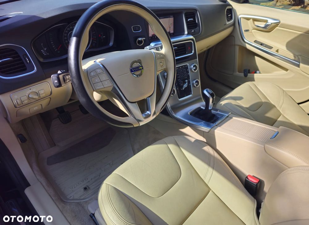 Volvo S60 D3 Drive-E Summum - 12