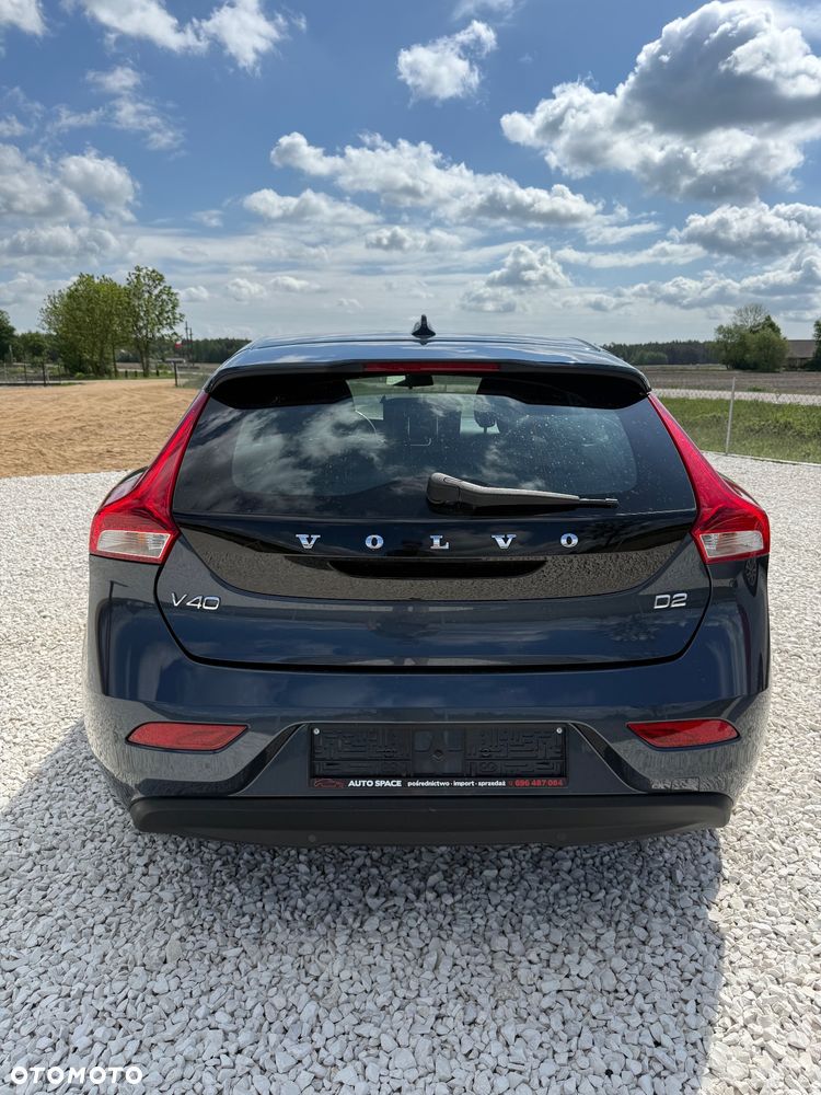 Volvo V40 D2 Kinetic - 12