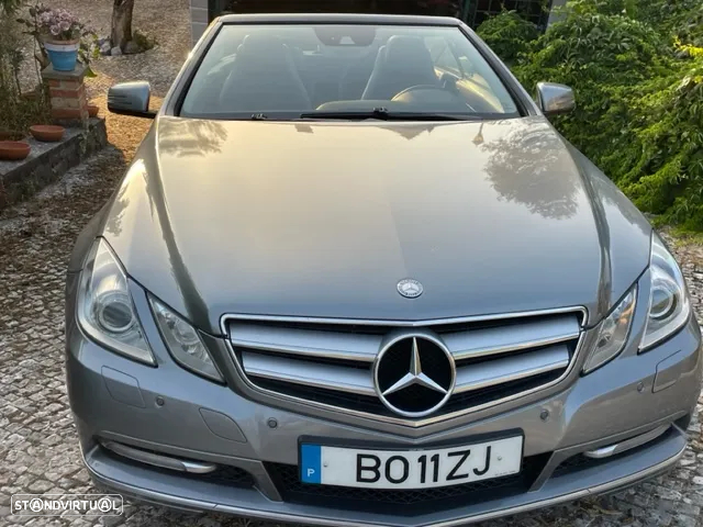 Mercedes-Benz 220 - 4