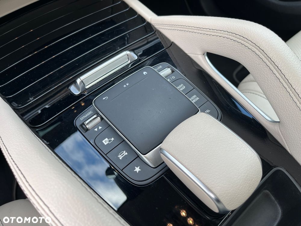 Mercedes-Benz GLE 350 e 4-Matic - 35