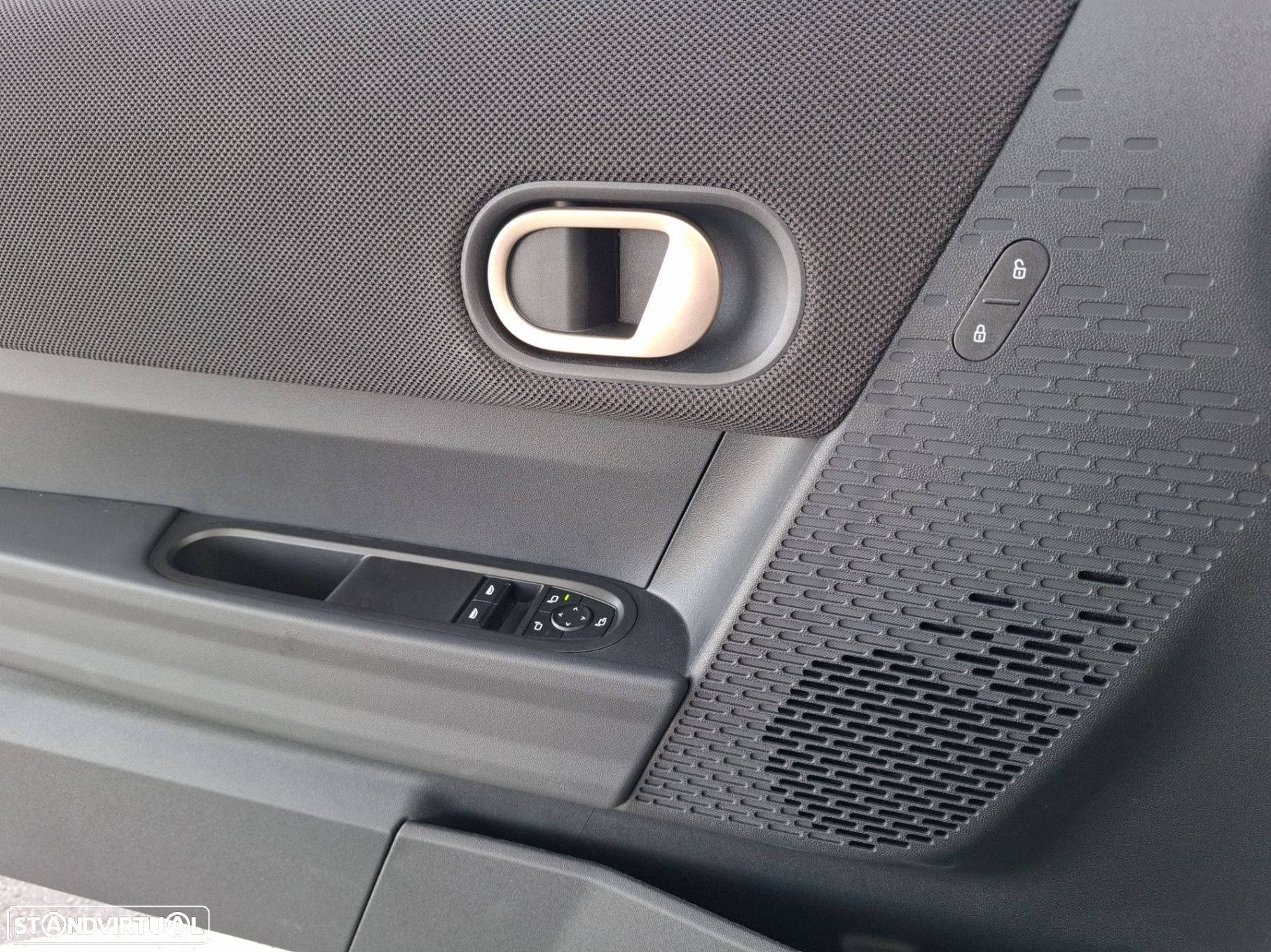 MINI 3 Portas - 19