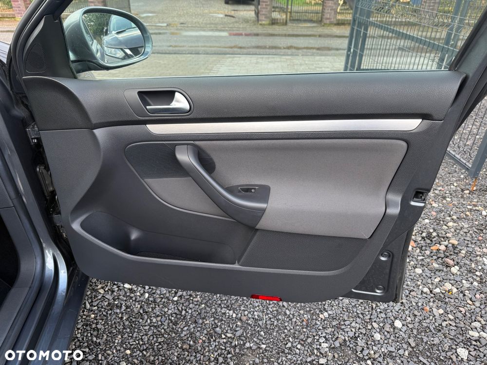 Volkswagen Jetta 1.4 TSI Sportline - 12