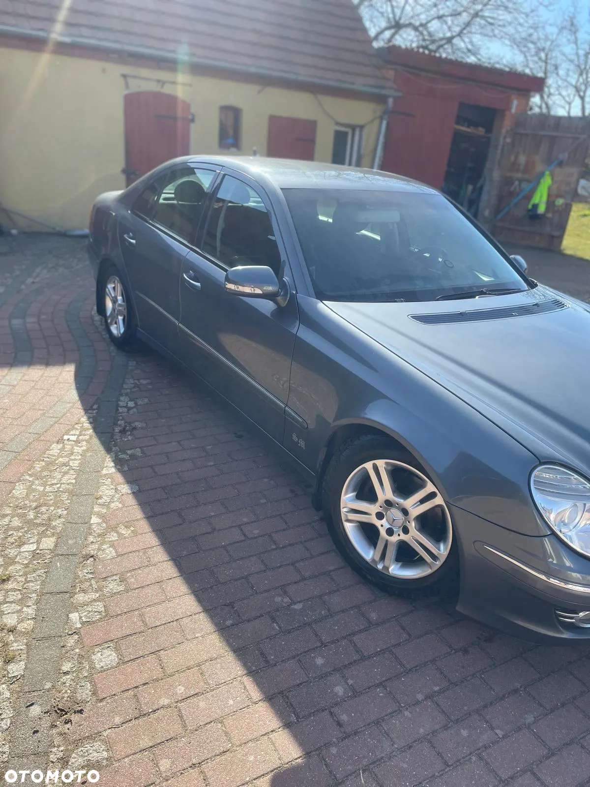 Mercedes-Benz Klasa E - 7