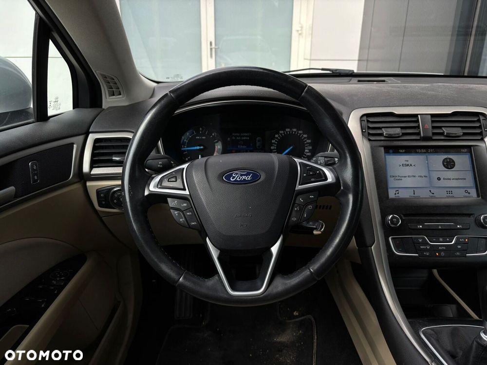 Ford Mondeo - 14