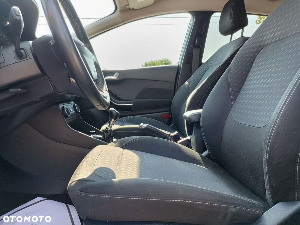 Ford Fiesta - 13