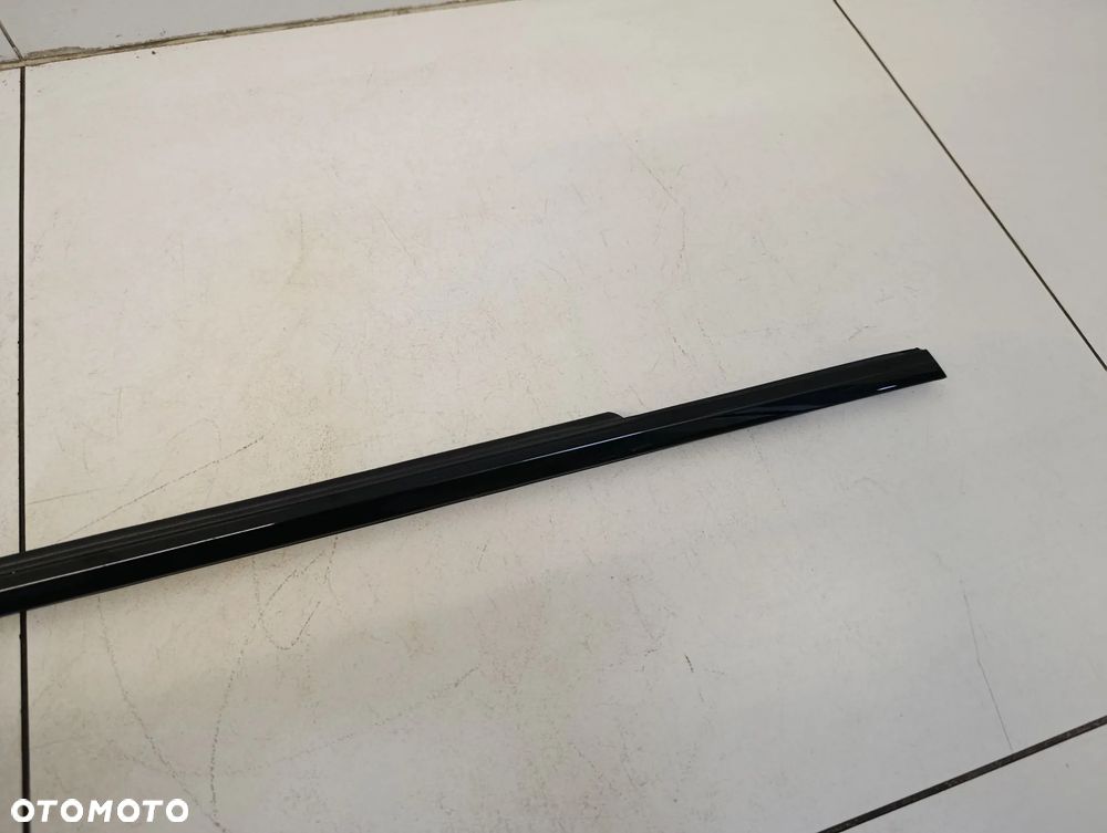 Listwa zgarniająca drzwi szyby prawy przód Volvo V60 II 2 S60 III 3 - 2