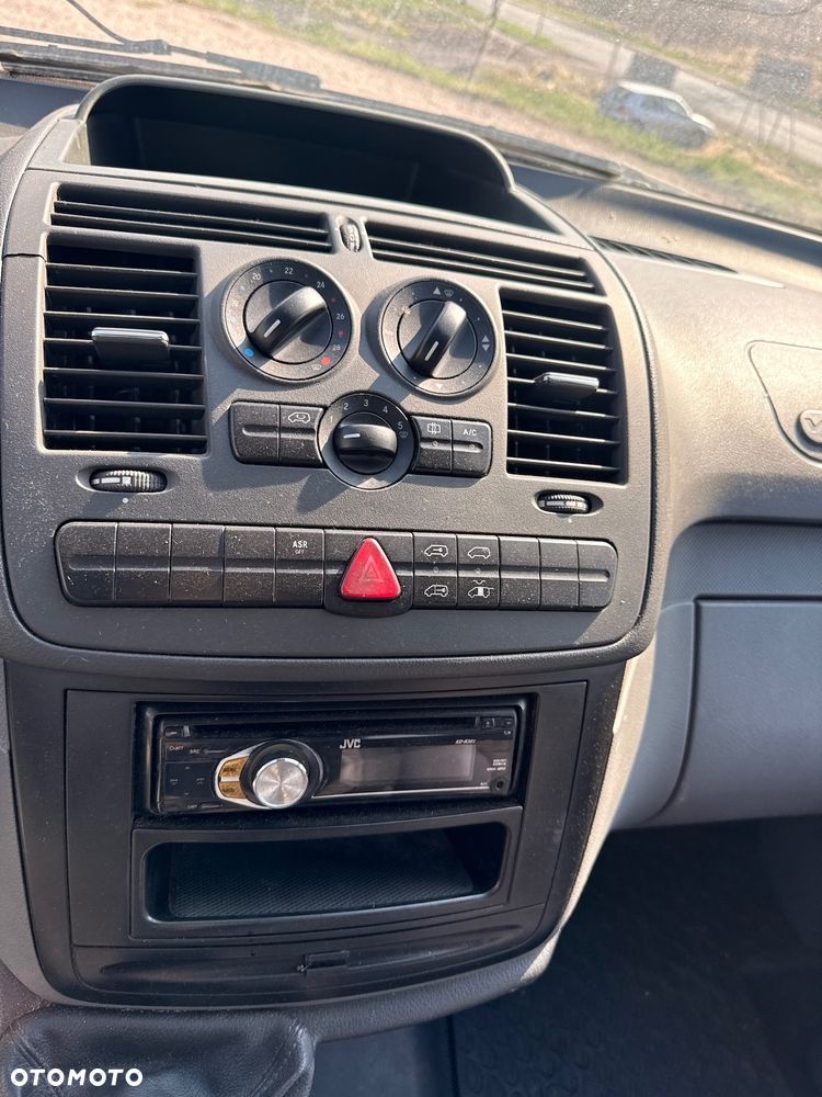 Mercedes-Benz Vito - 11