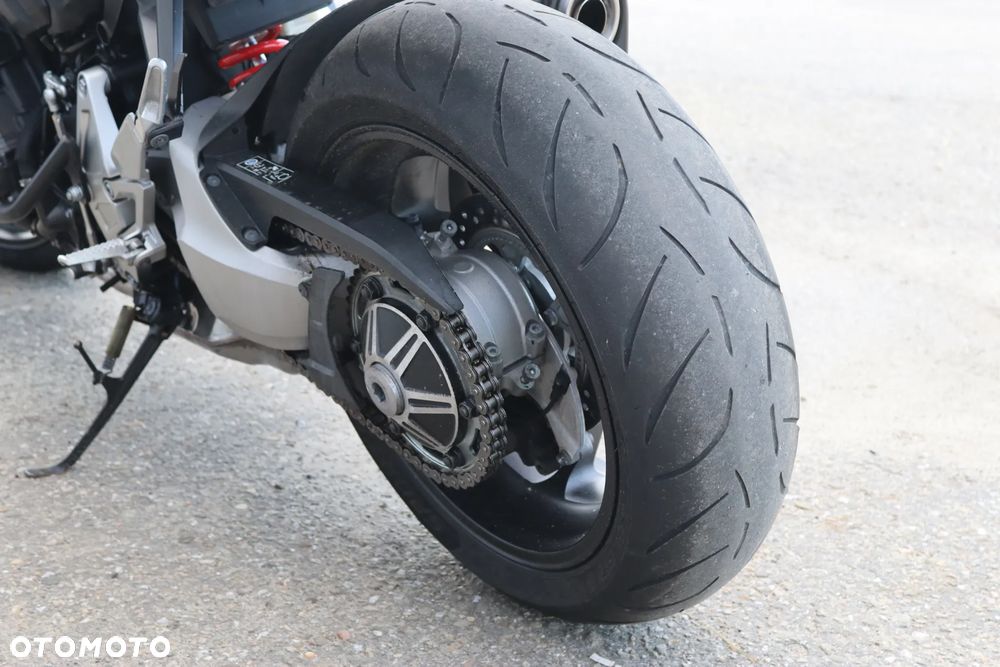 Honda CB - 9