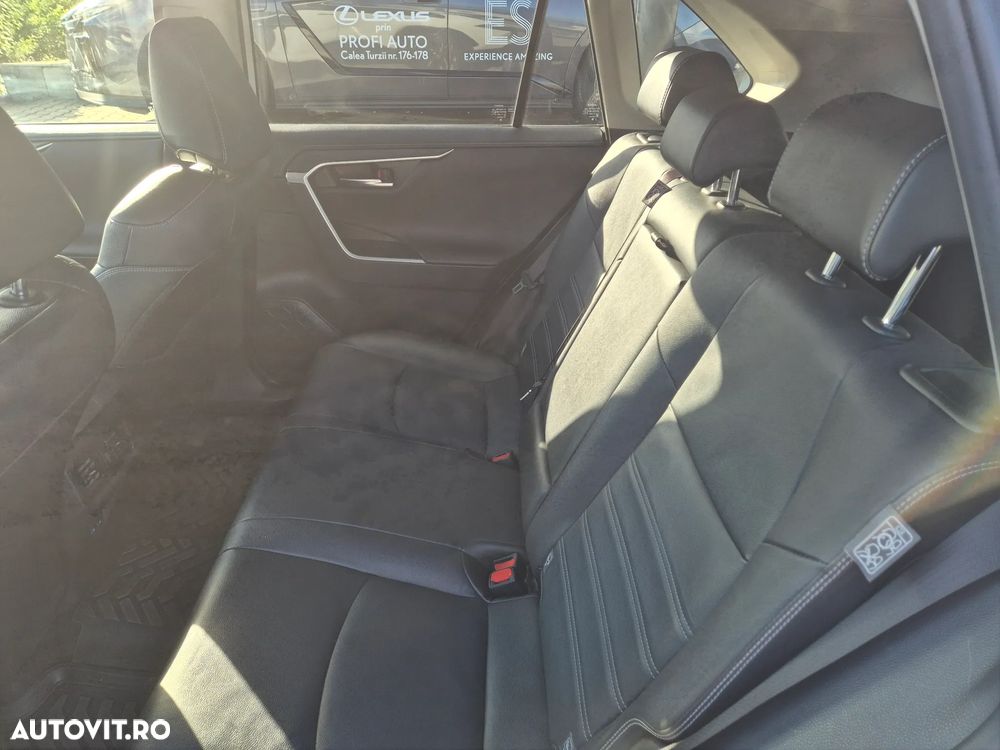 Toyota RAV4 2.5 VVT-iE 4x4 Luxury - 18