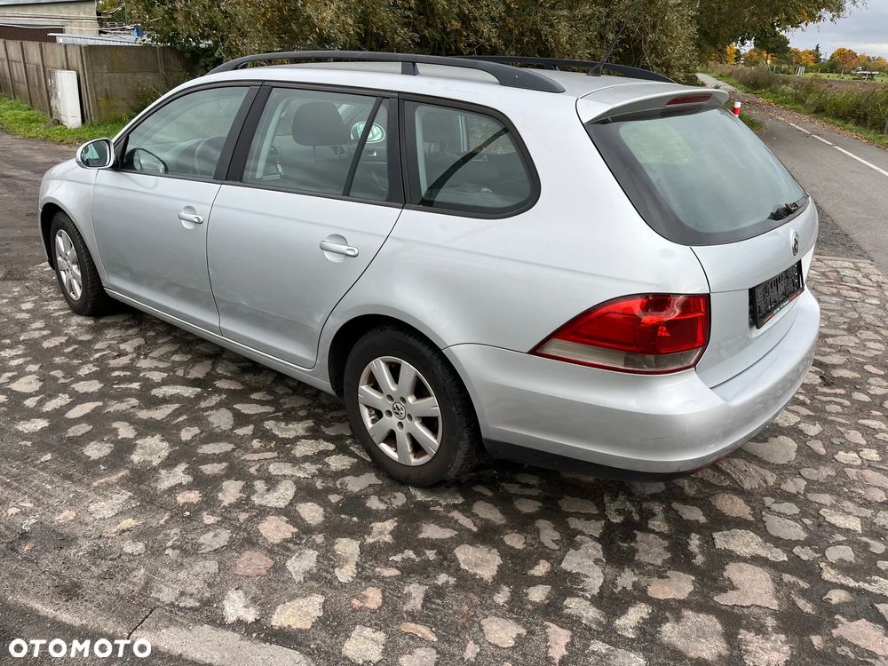 Volkswagen Golf - 18