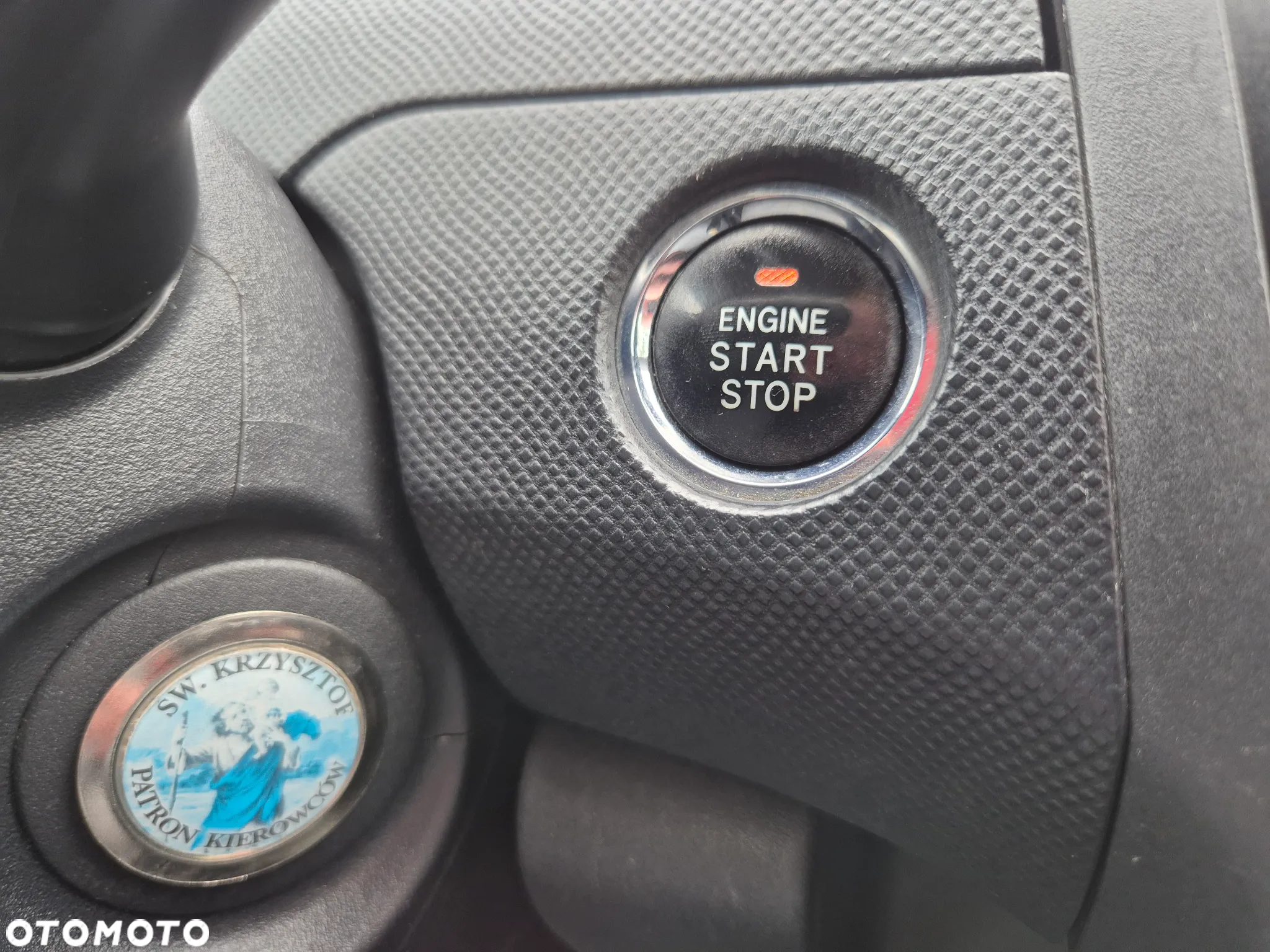 Toyota Yaris 1.3 Luna Premium - 22