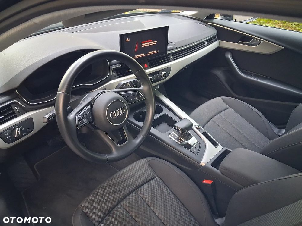 Audi A4 Limousine 35 TFSI mHEV S Line S tronic - 29