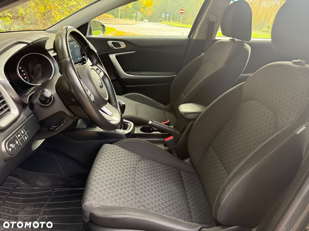 Kia Ceed 1.4 T-GDI M - 16