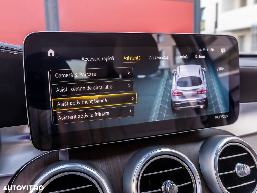 Mercedes-Benz GLC 300 4MATIC MHEV - 34