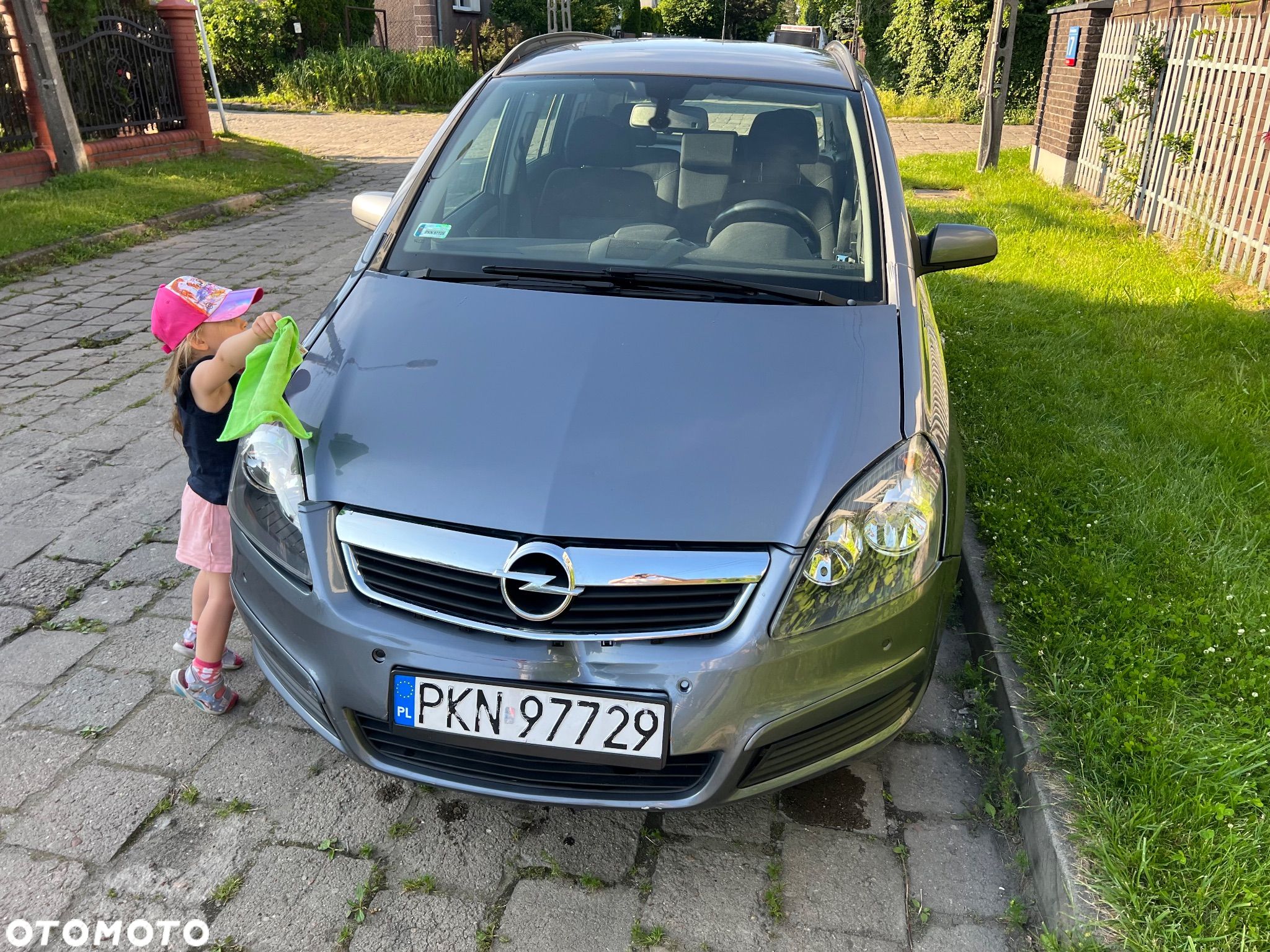 Opel Zafira - 1
