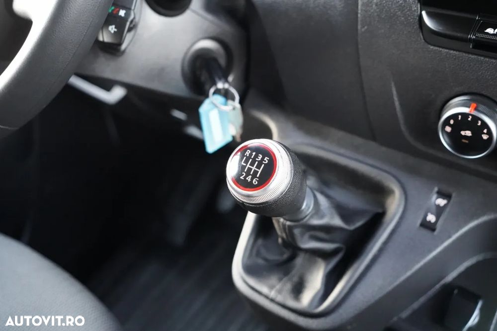 Renault MASTER / CONTAINER / LIFT - 750 KG / MTA: 3500 KG / 2023 / - 29