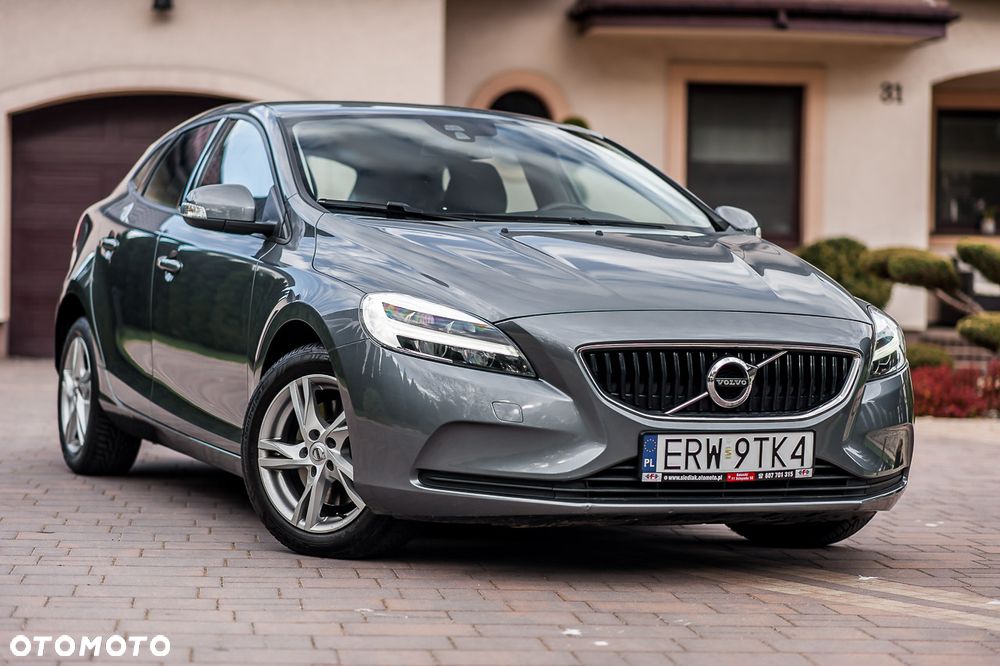 Volvo V40 T2 Kinetic - 4