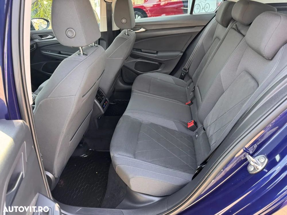 Volkswagen Golf 1.5 eTSI MHEV 150CP DSG Style - 23