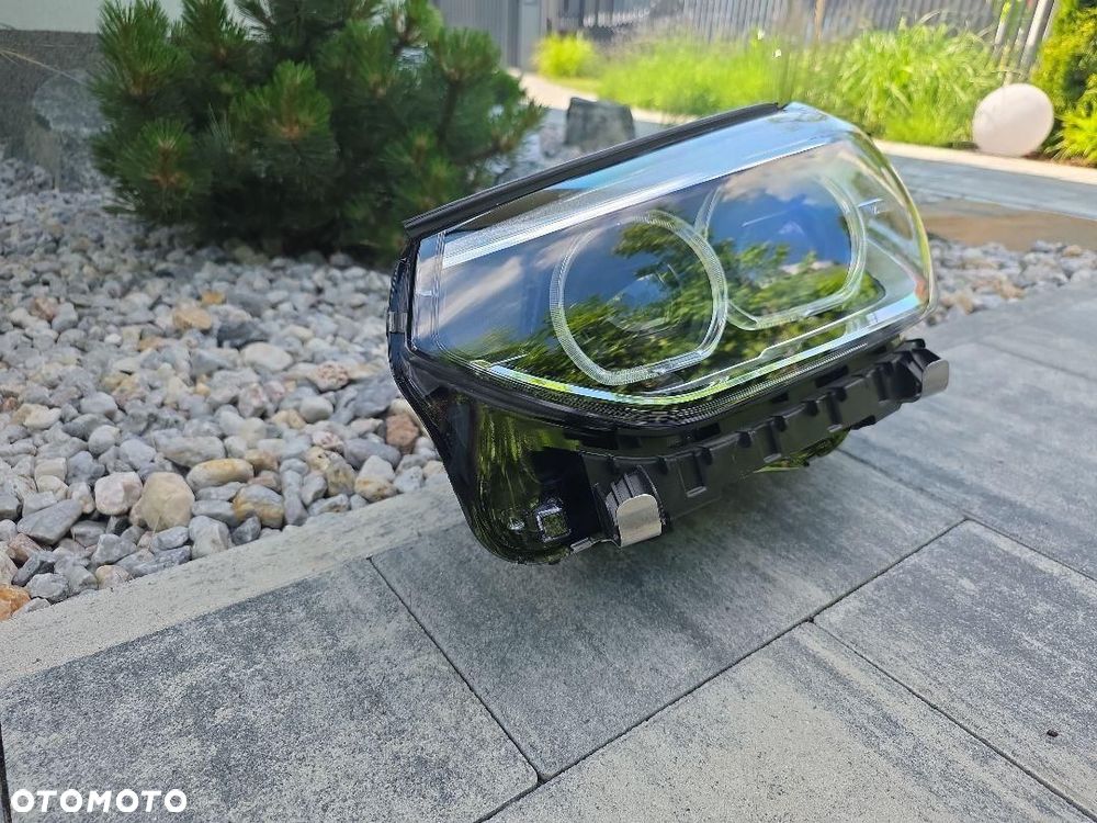 BMW X3 X4 G01 G02 Lampa lewa przód Full Led Dynamic Doświetlanie 8739647-01 - 3