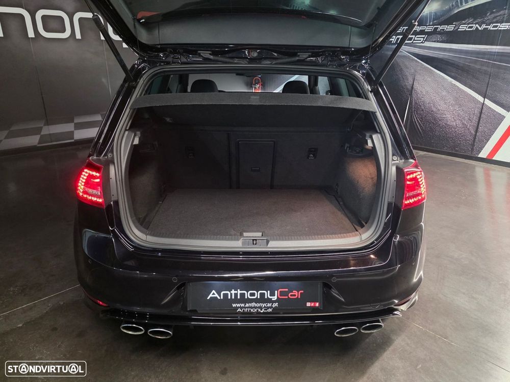VW Golf 2.0 TSI R DSG - 32
