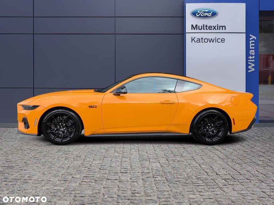 Ford Mustang - 2