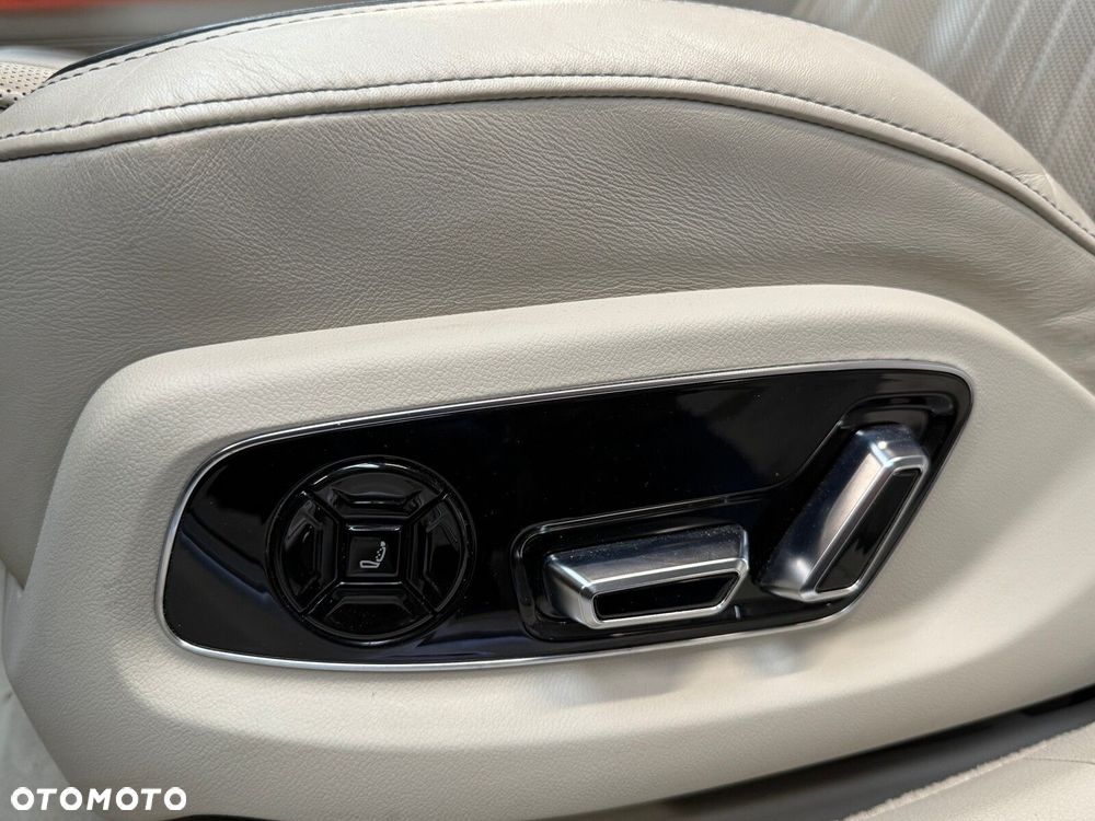 Audi A8 - 25