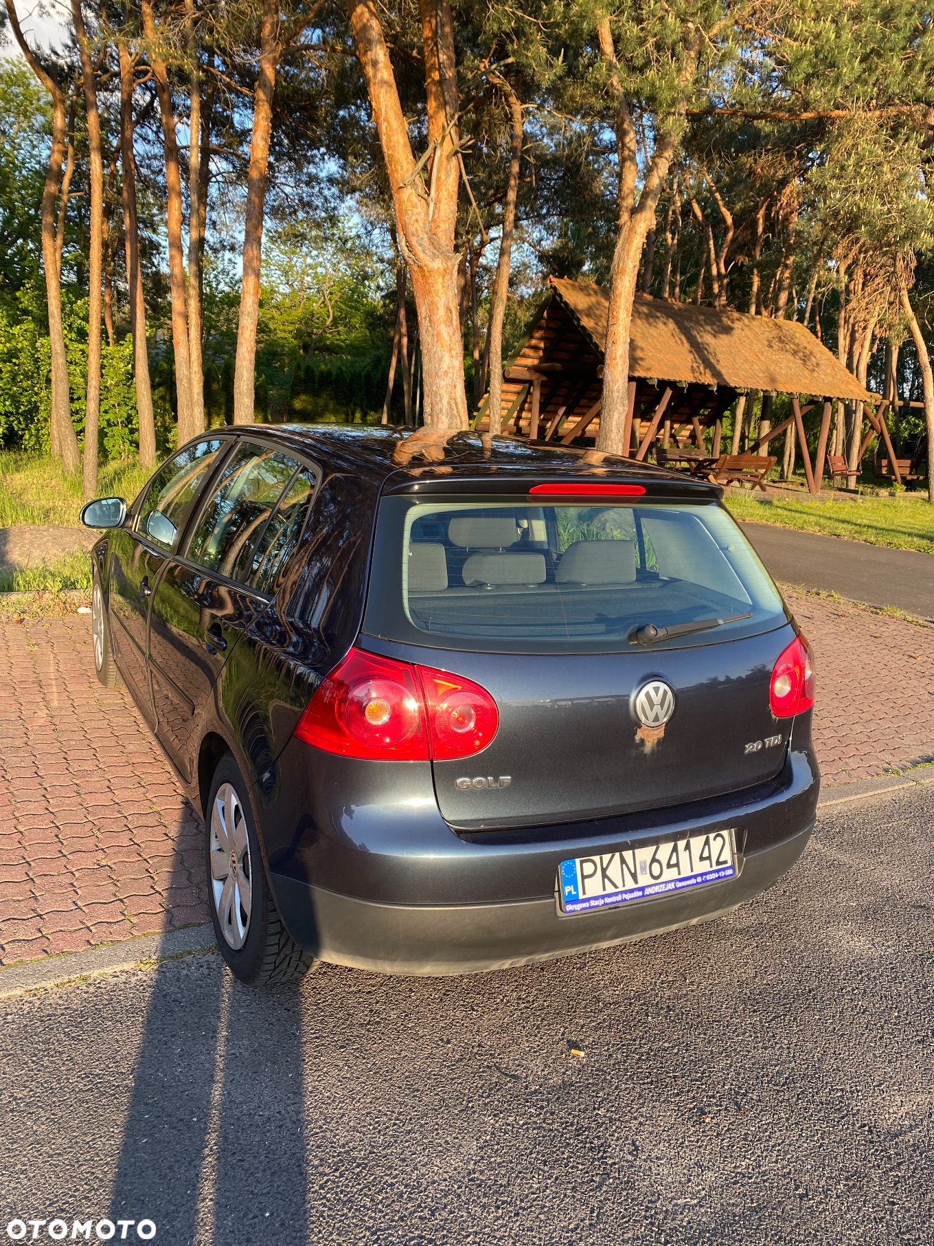 Volkswagen Golf V 2.0 TDI Comfortline - 8