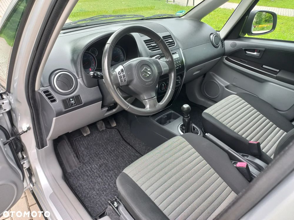 Suzuki SX4 - 13