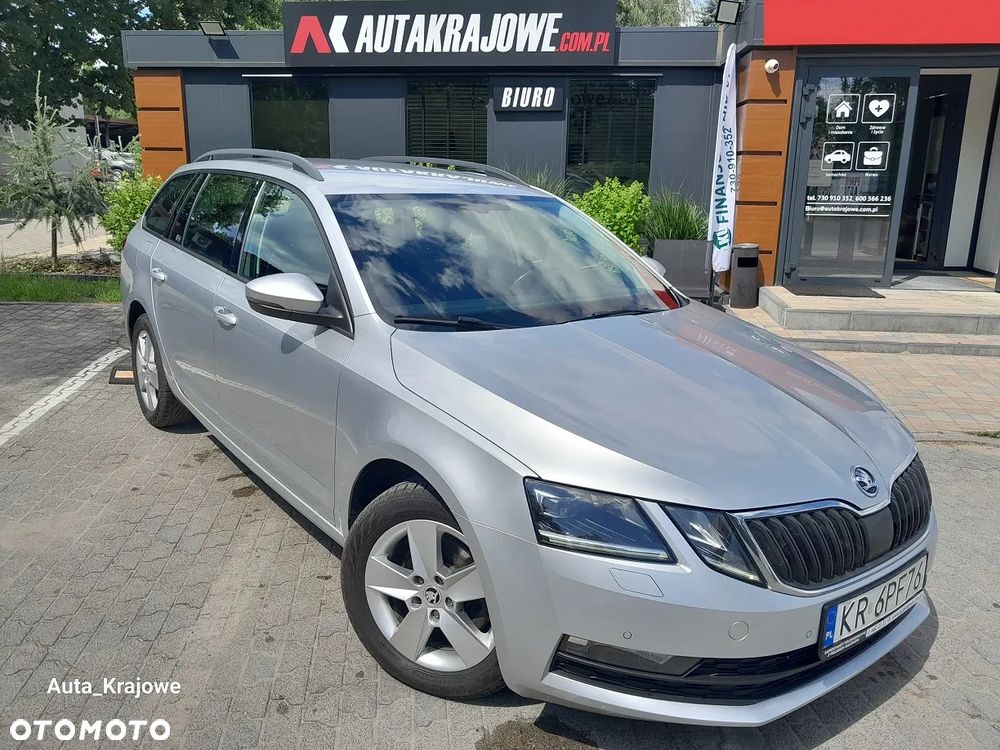 Skoda Octavia 2.0 TDI SCR Ambition - 2