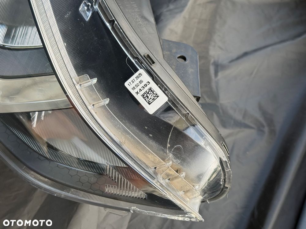 Reflektor Hyundai i10 2023 oryginał lampa przód sprzedam (taty) - 2