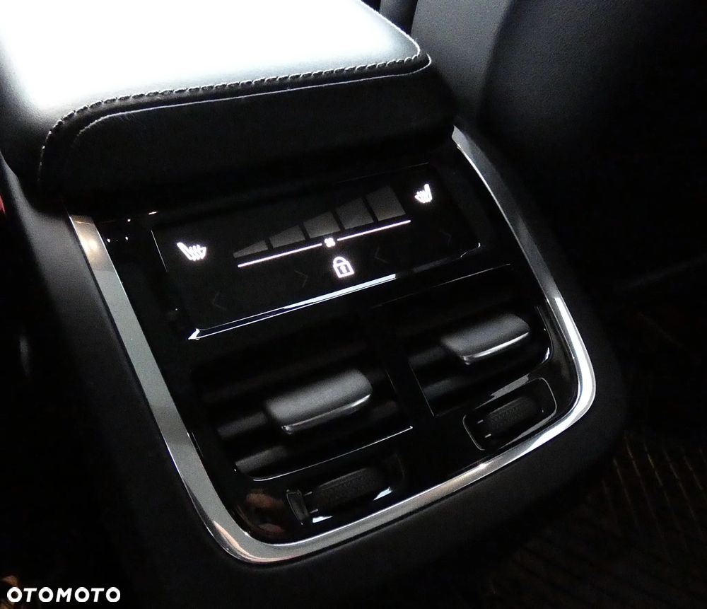 Volvo XC 60 T6 AWD Inscription - 19