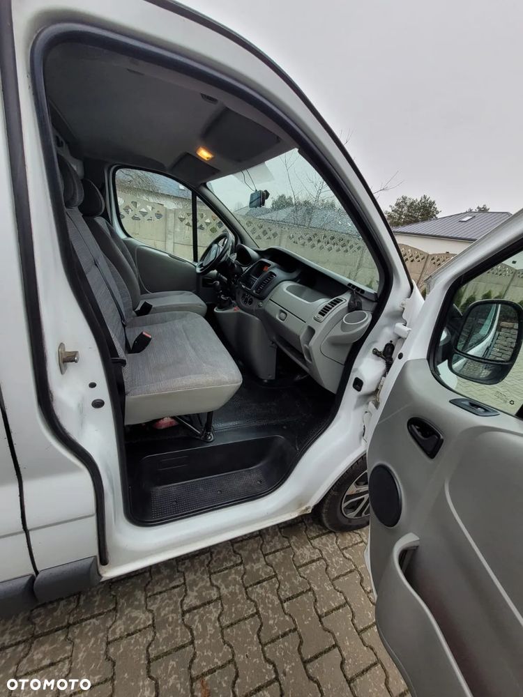 Renault Trafic - 15