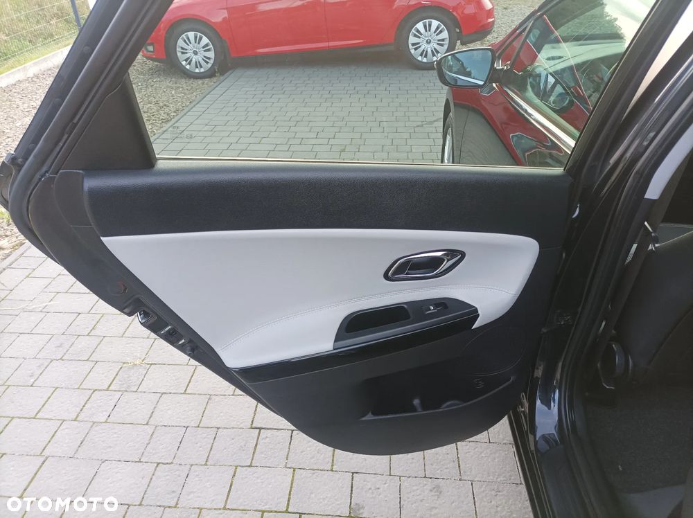 Kia Ceed 1.6 CRDi 128 ISG Platinum Edition - 22