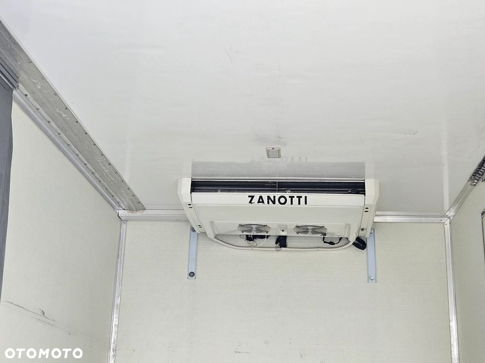 Iveco Daily 50-150 Chłodnia/ Mroźnia Dwie Komory, Wejście 400V, Winda 1000 kg. - 17